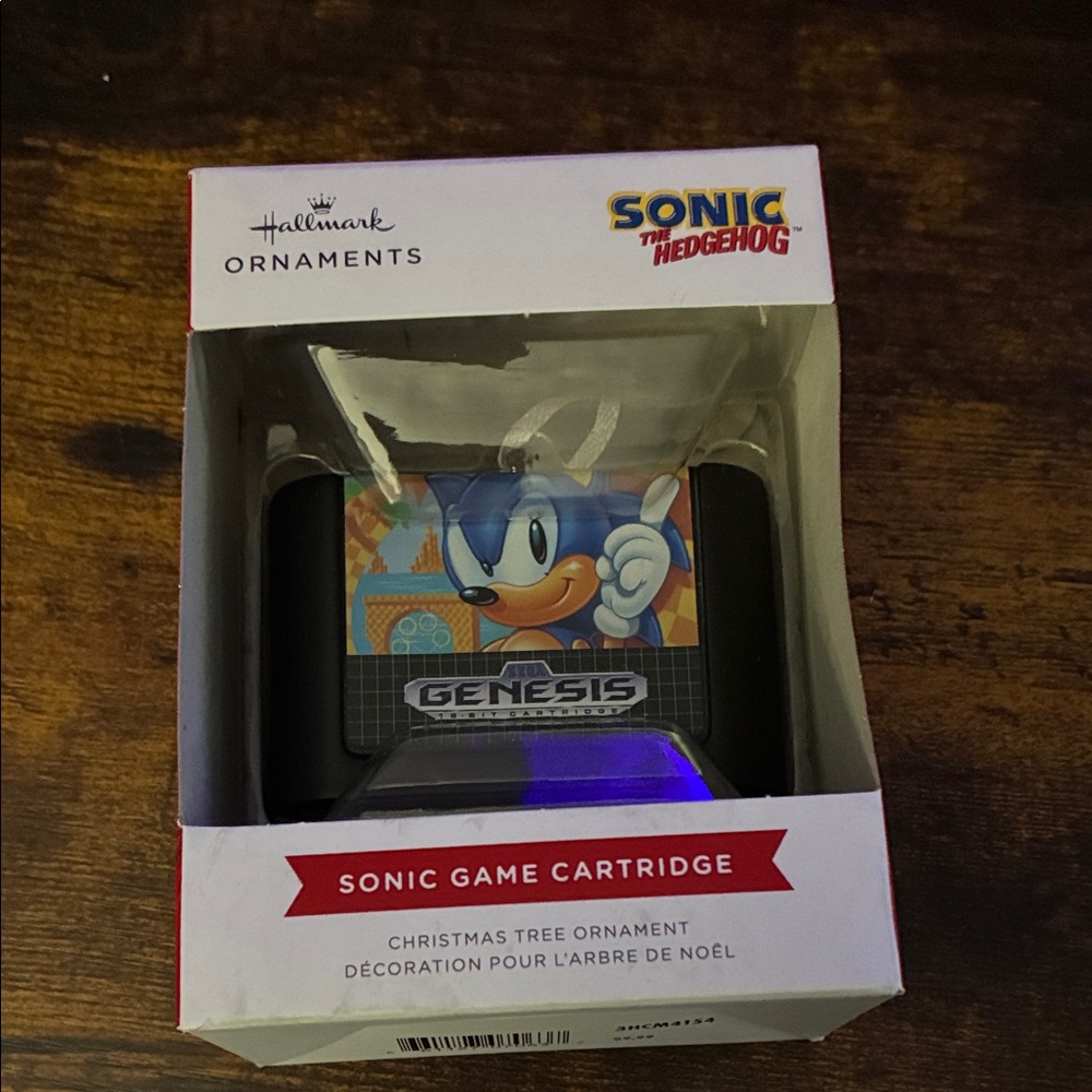 Hallmark Sonic the Hedgehog Ornament - Black and Blue